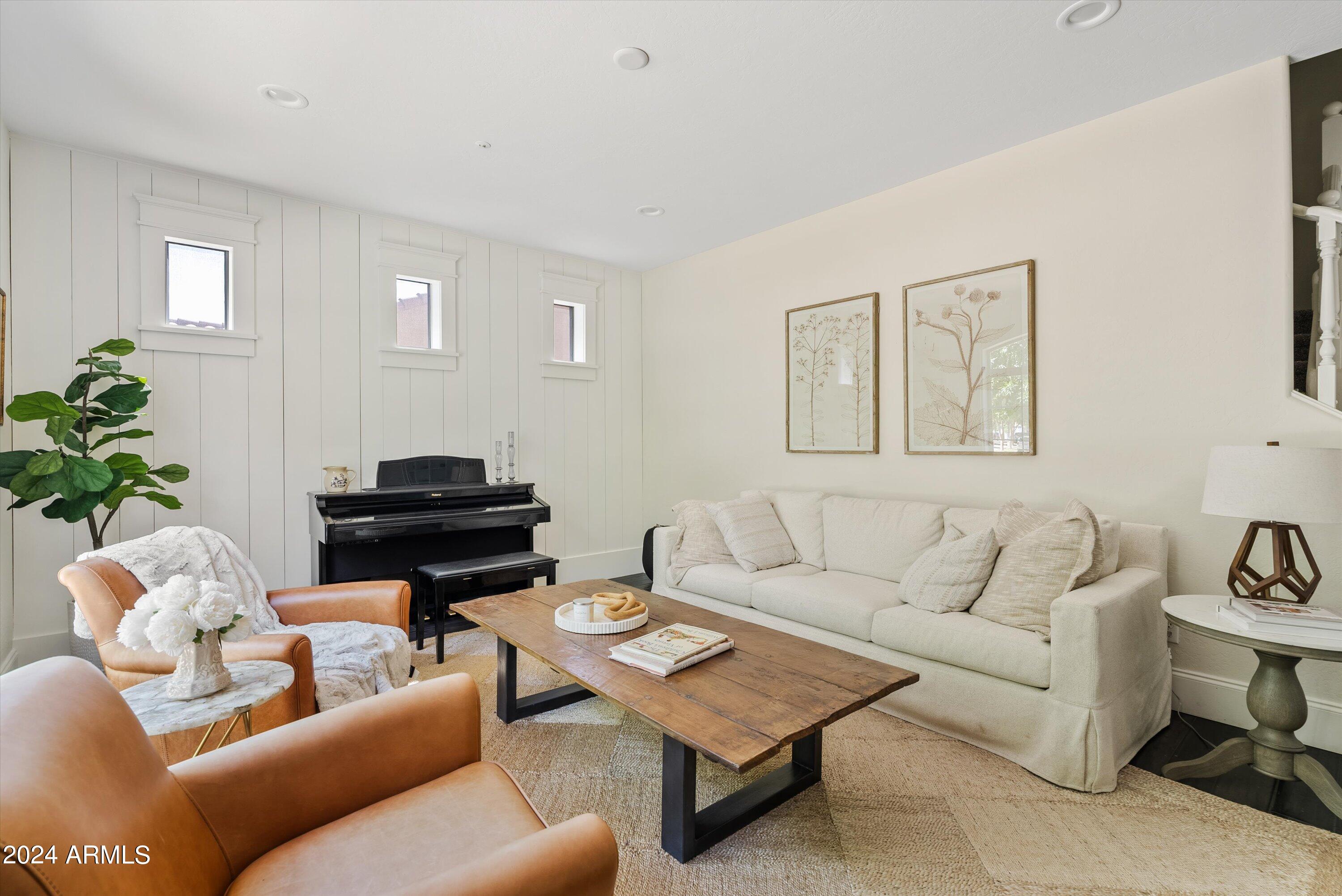 1368 S MULBERRY Street, Gilbert