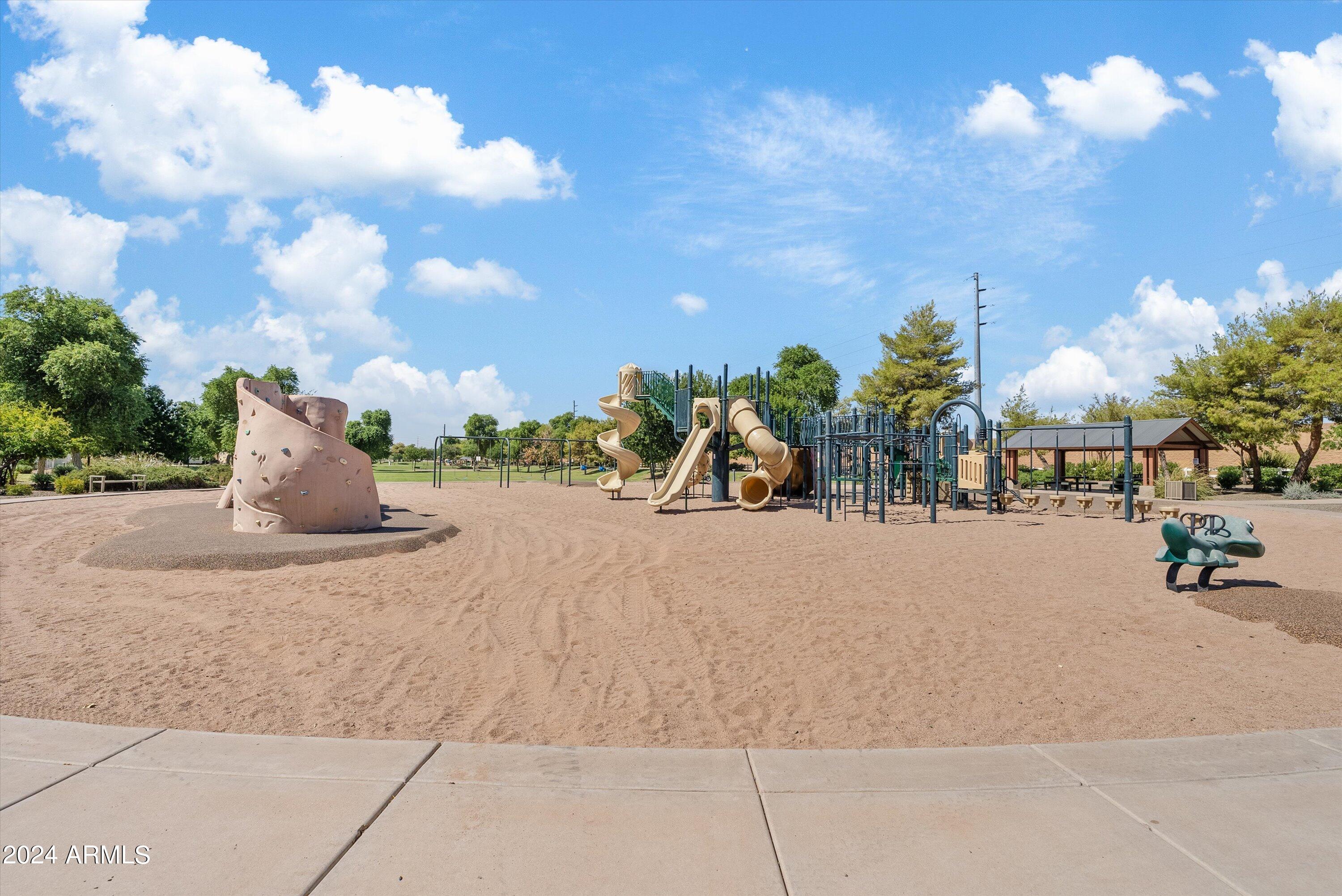 1368 S MULBERRY Street, Gilbert