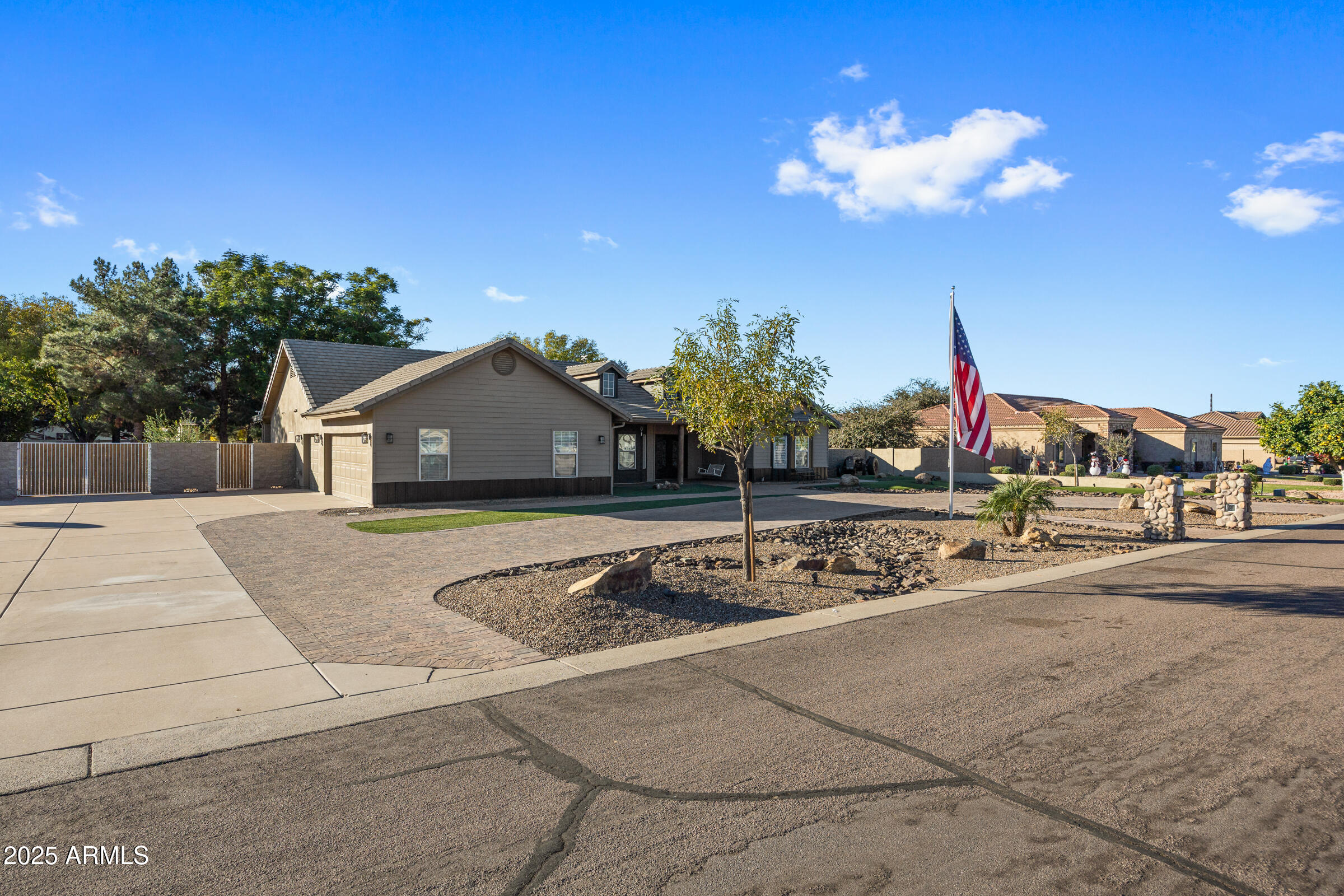 20975 E EXCELSIOR Avenue