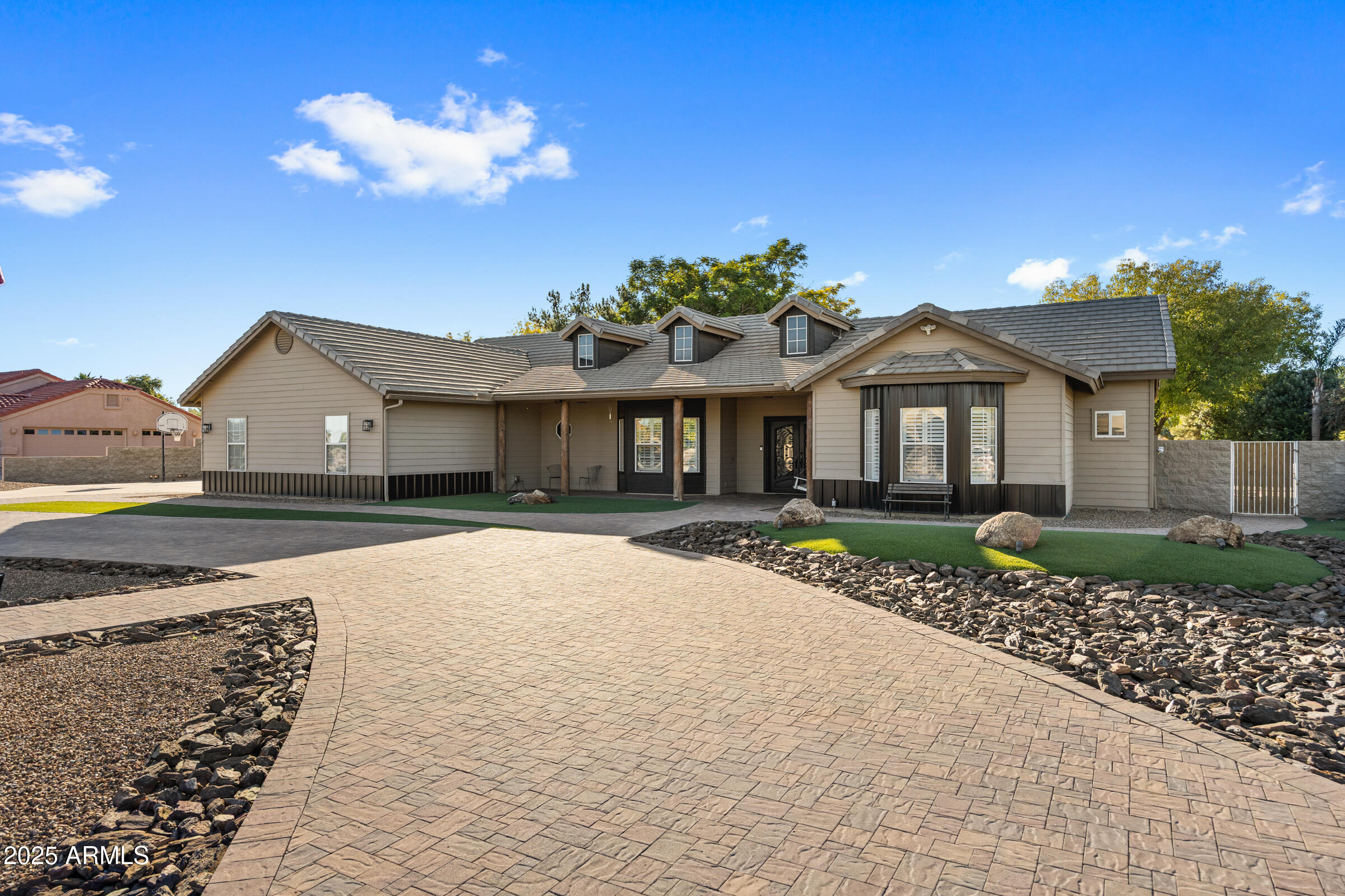 20975 E EXCELSIOR Avenue