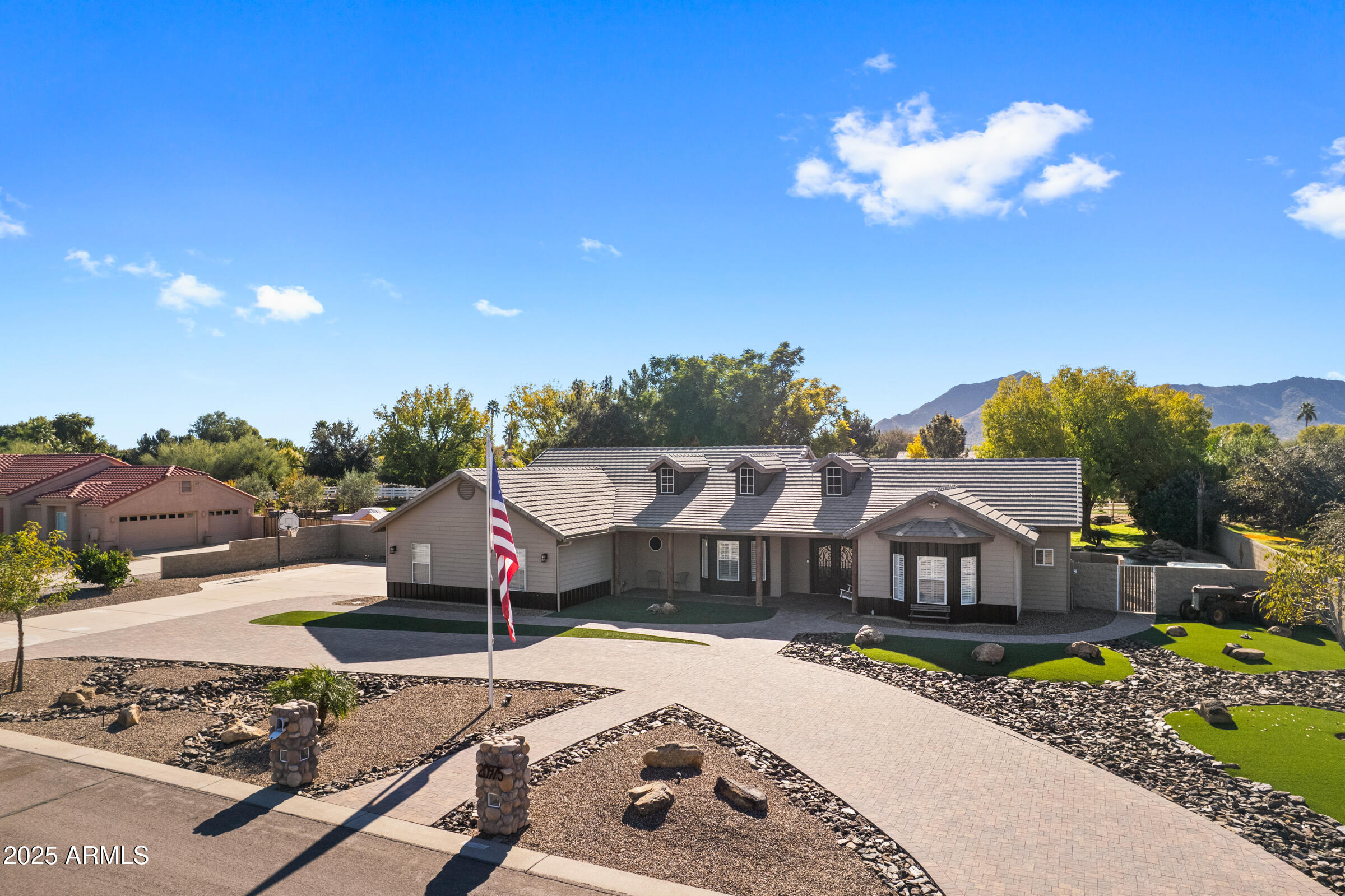 20975 E EXCELSIOR Avenue