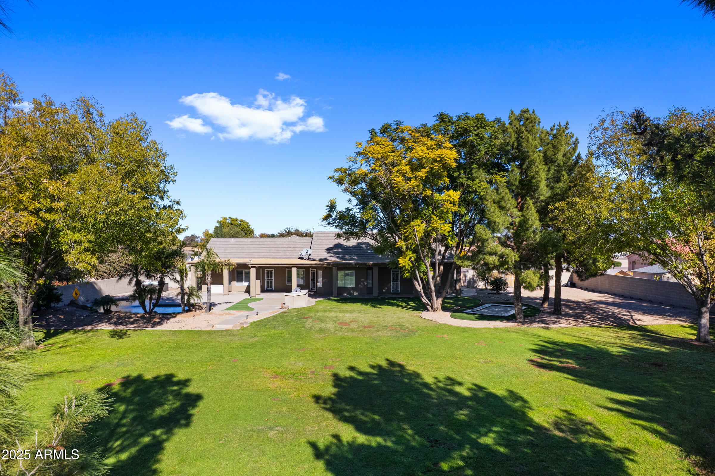 20975 E EXCELSIOR Avenue