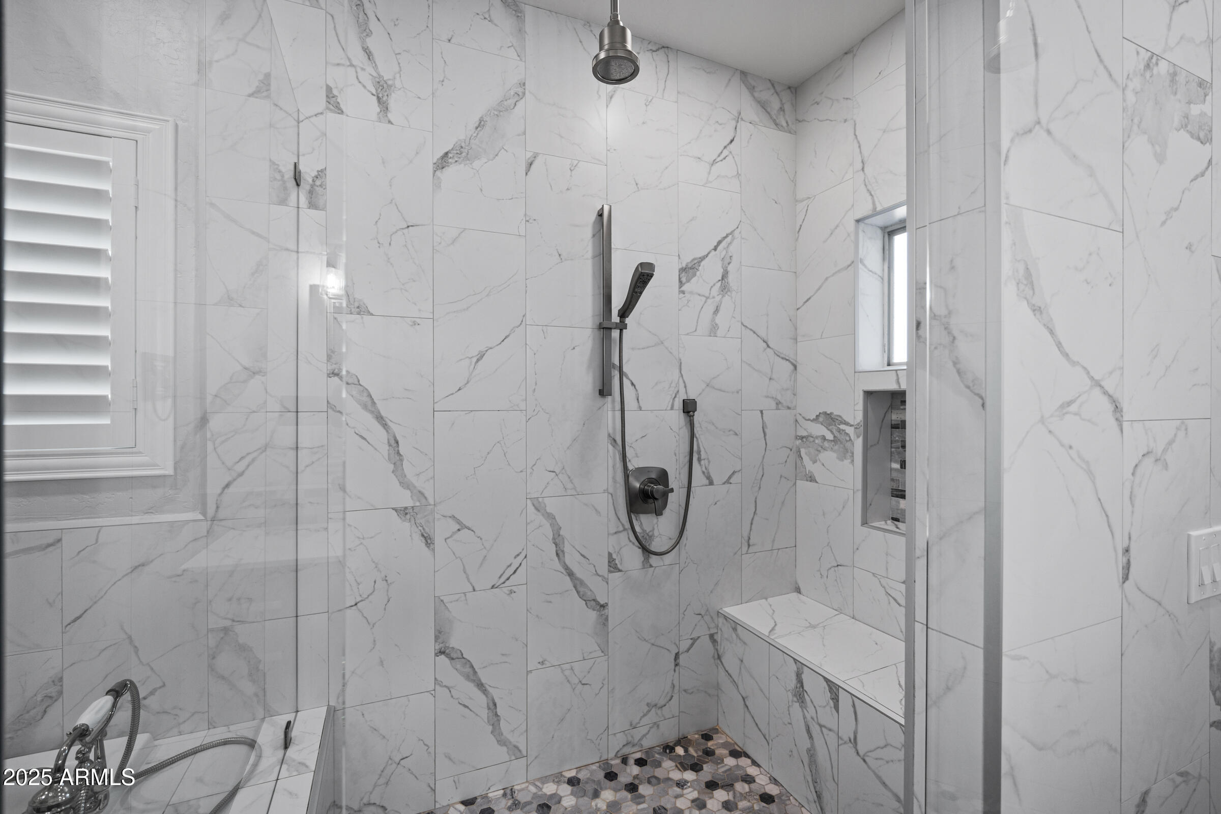 20975 E EXCELSIOR Avenue