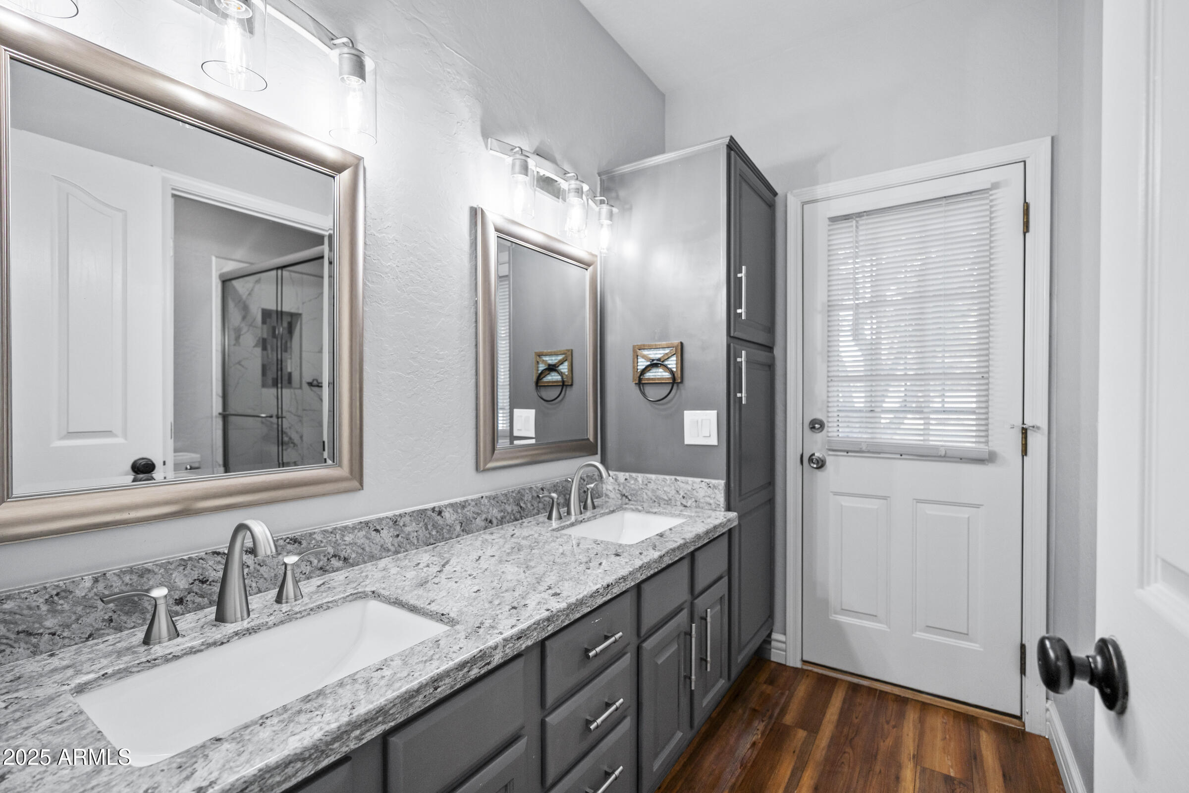 20975 E EXCELSIOR Avenue