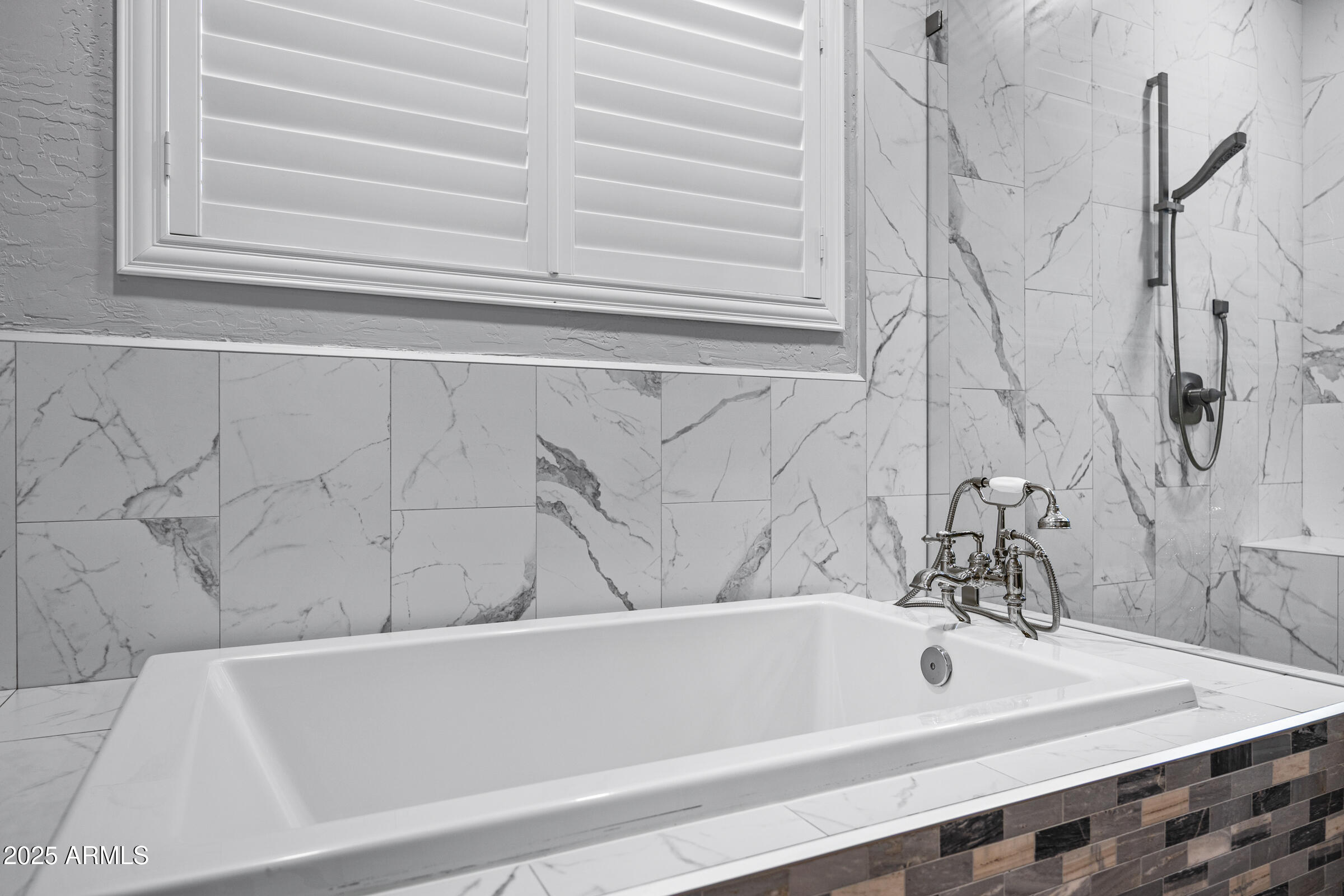 20975 E EXCELSIOR Avenue