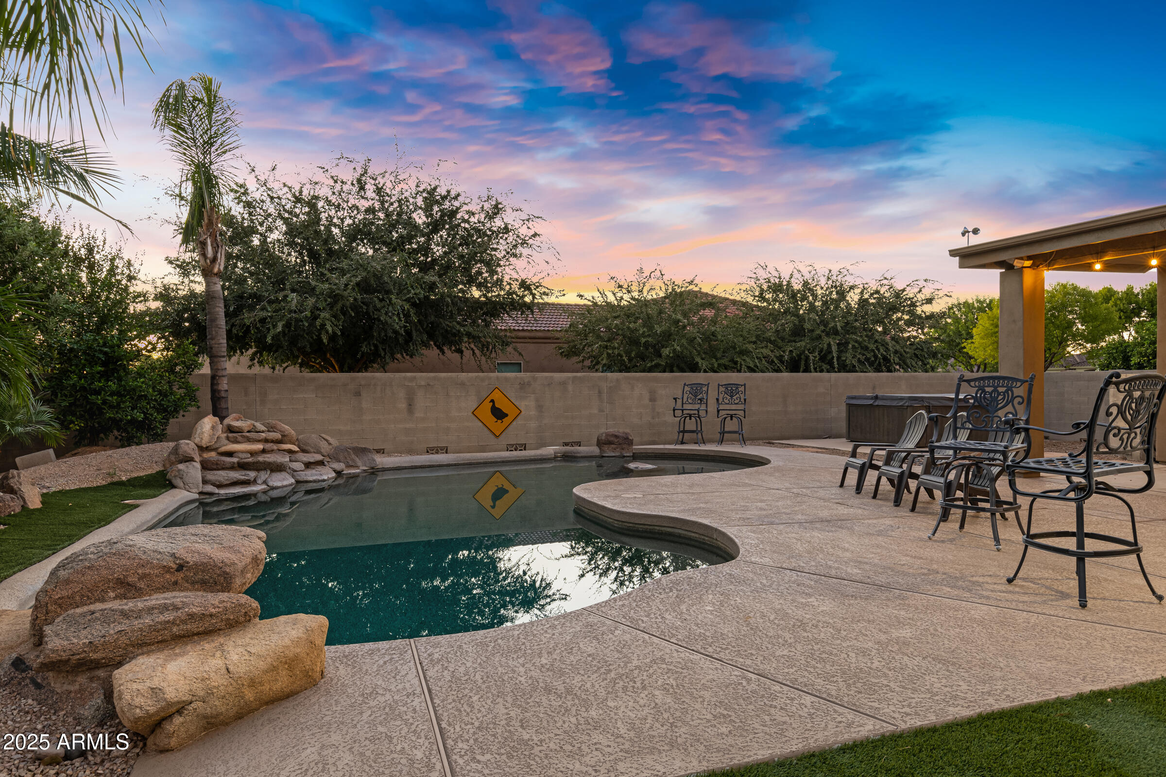 20975 E EXCELSIOR Avenue