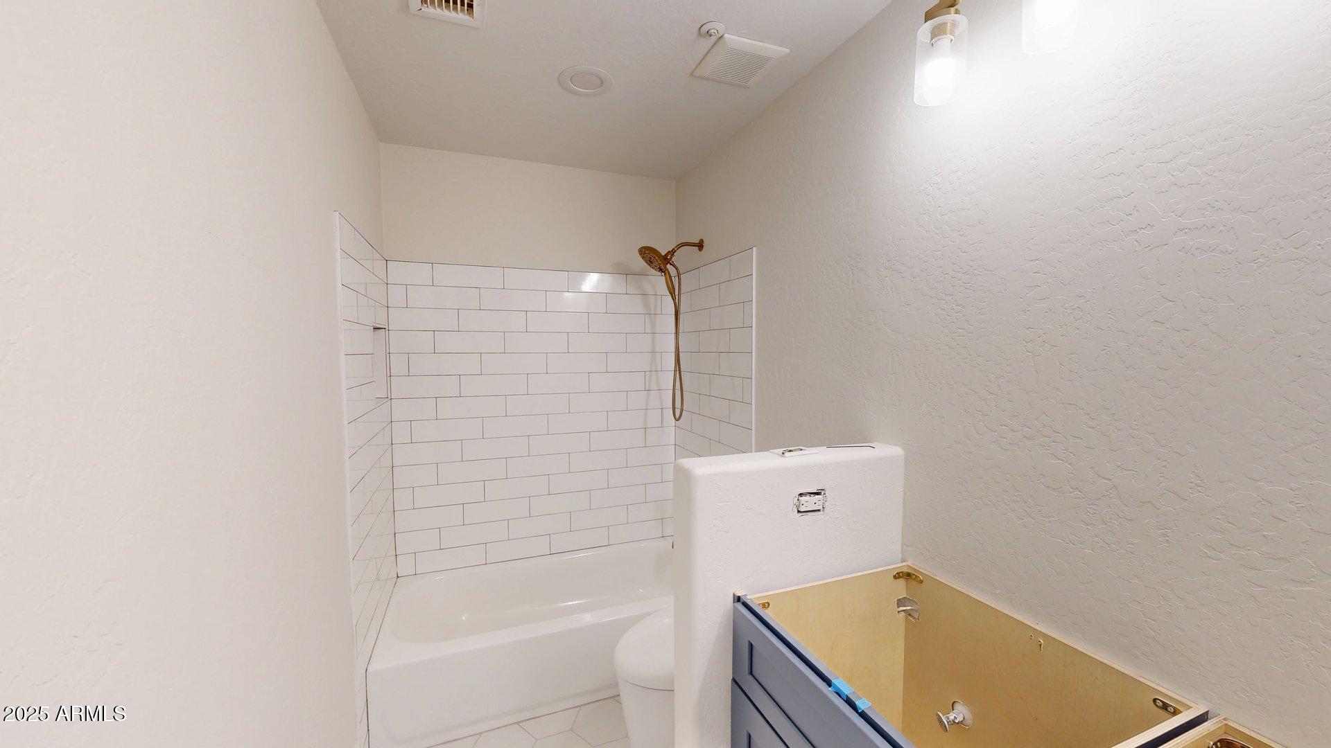 1360 S MULBERRY Street