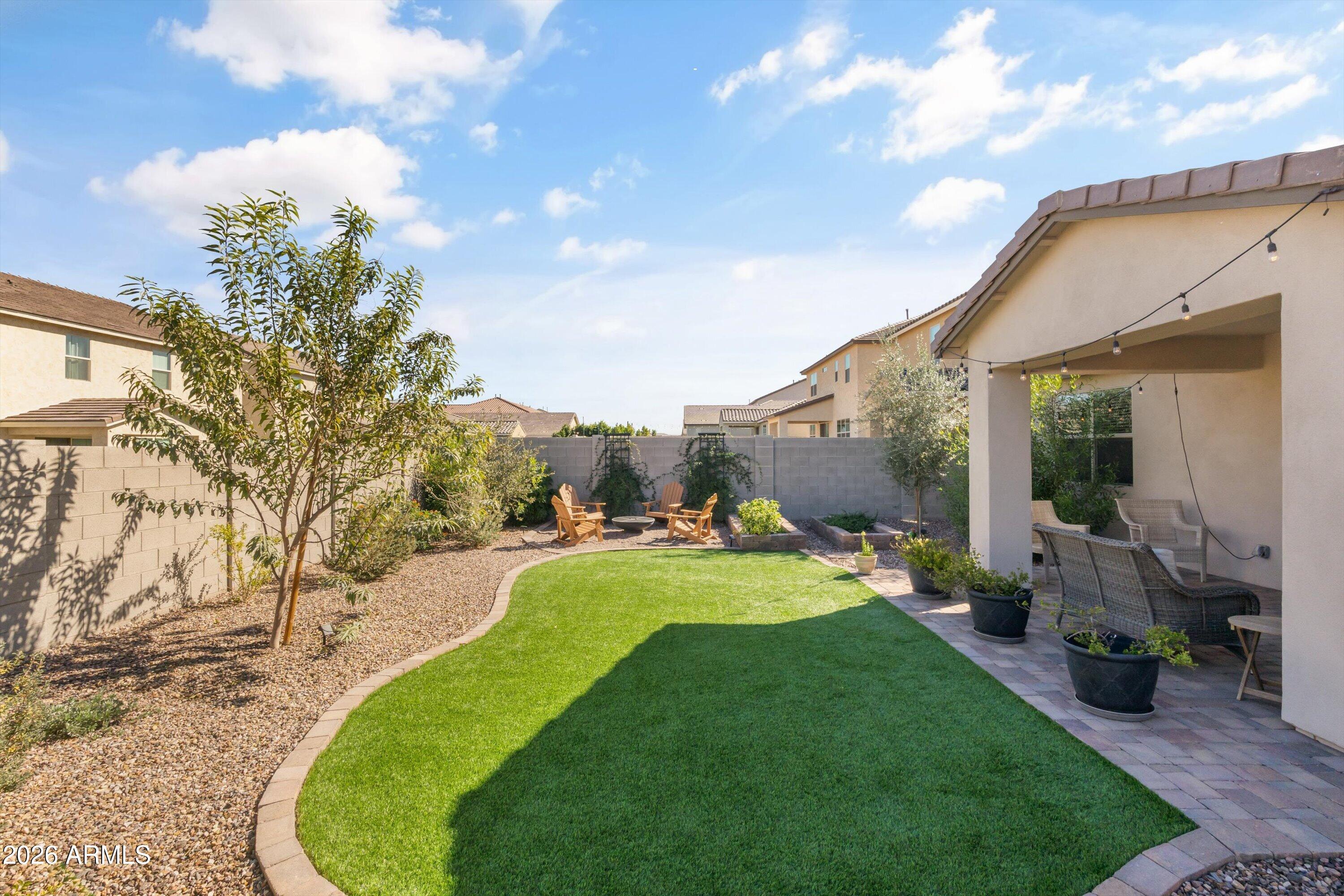 4350 W SEBASTIAN Lane