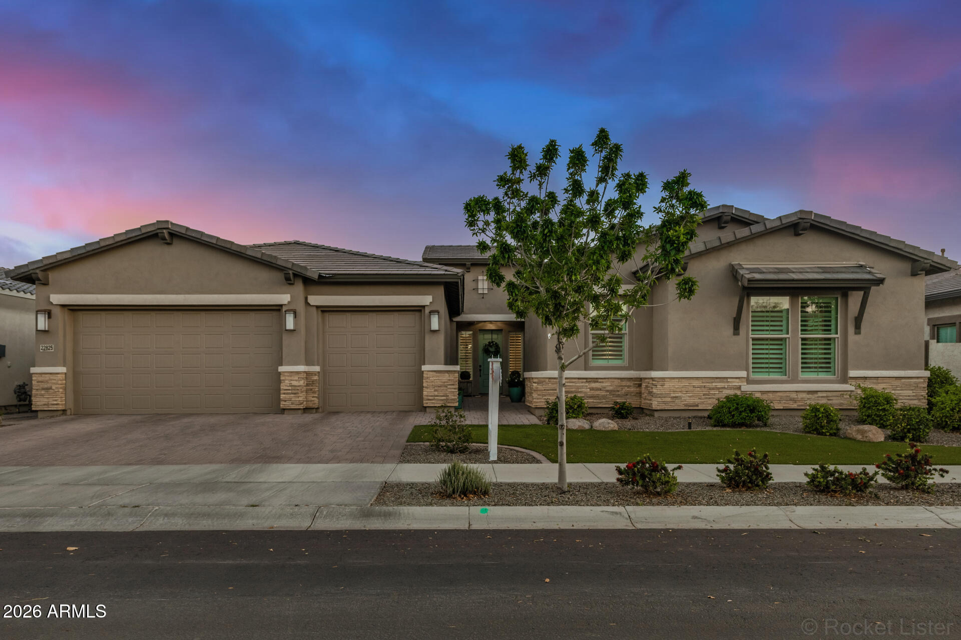 22825 E ORCHARD Lane