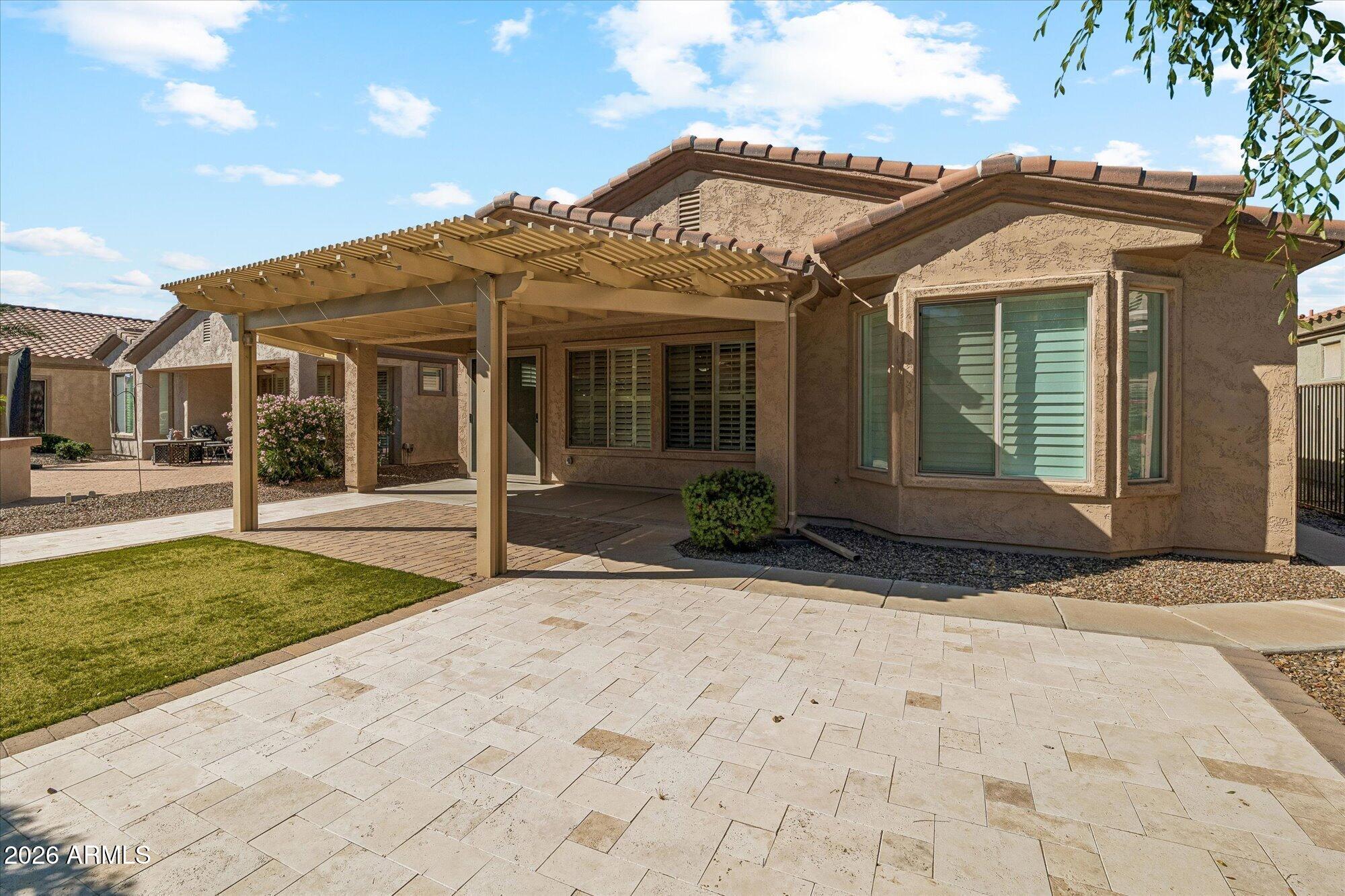 4747 E Narrowleaf Drive