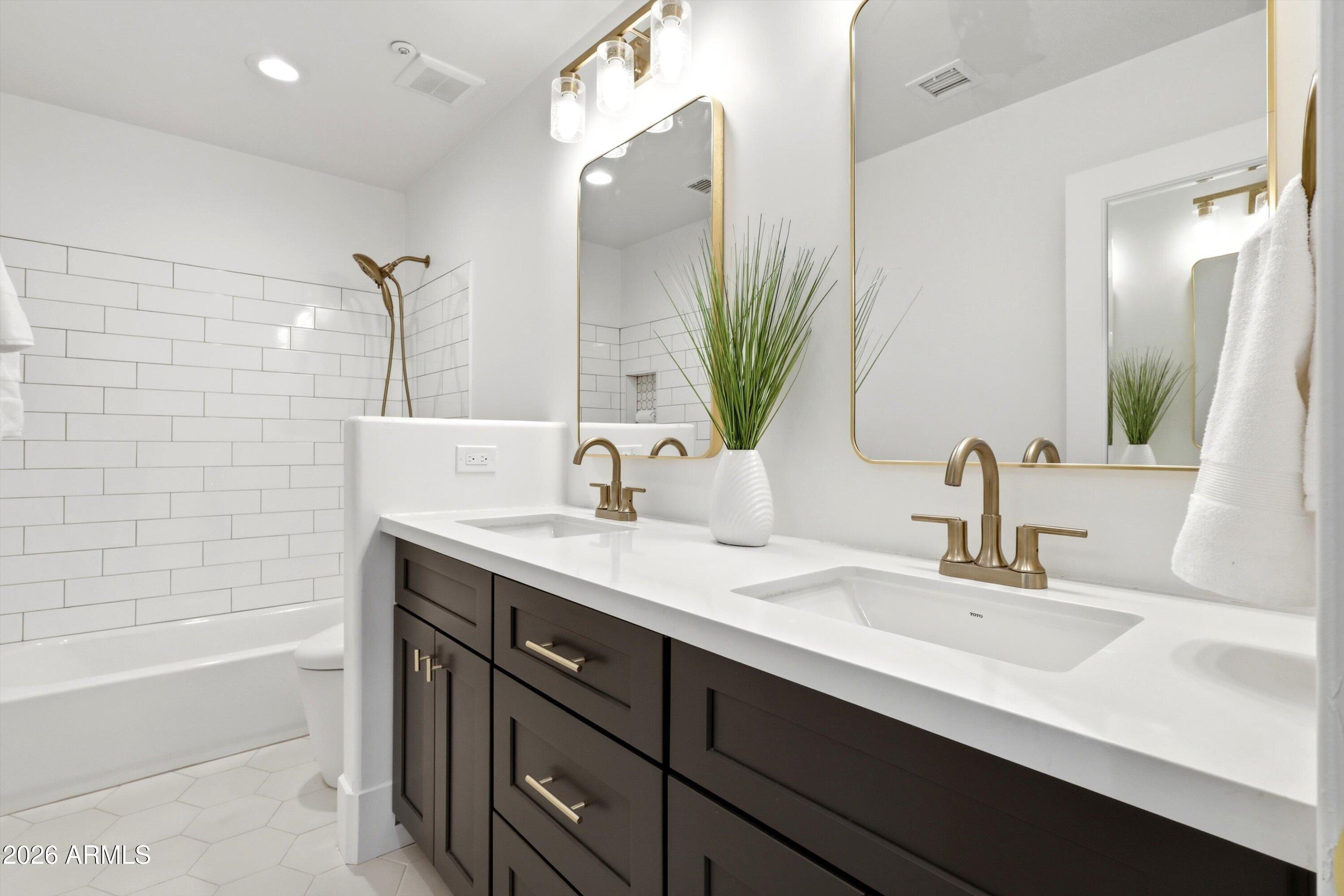 1360 S MULBERRY Street