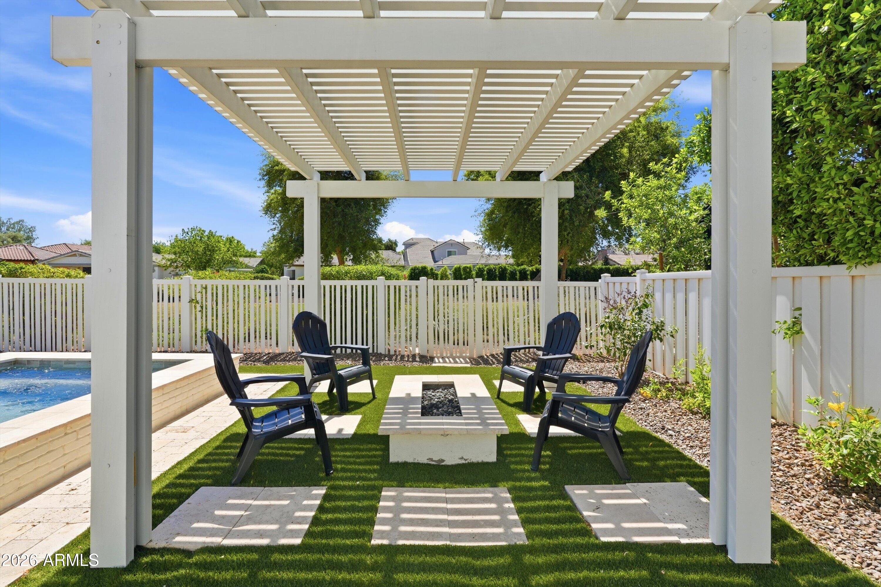 1360 S MULBERRY Street