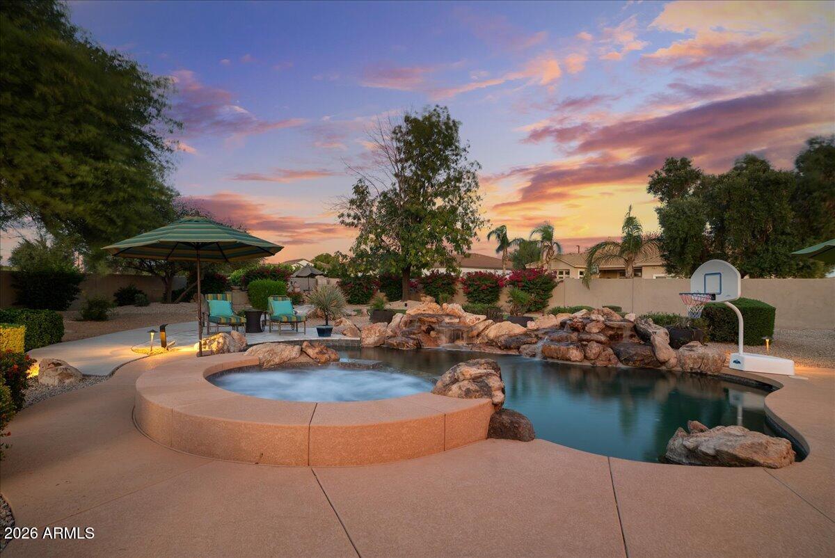 6427 S MAGIC Court