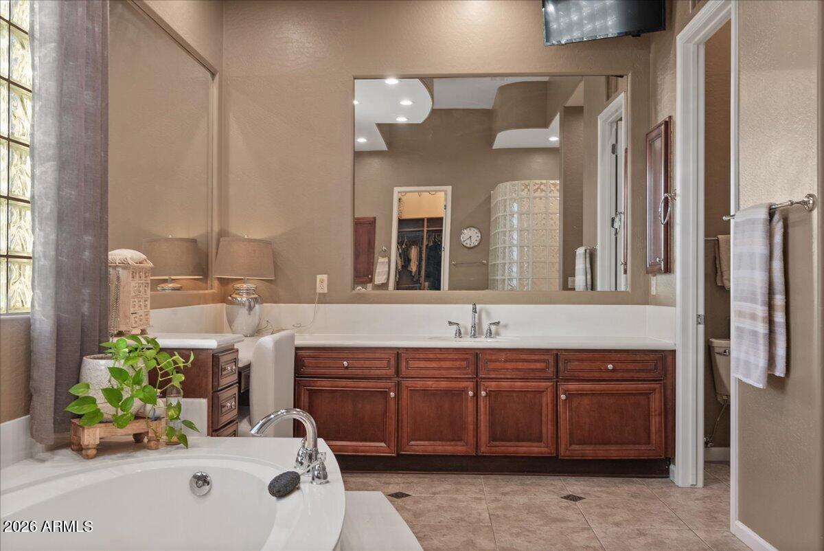 6427 S MAGIC Court