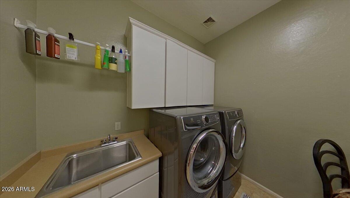 6427 S MAGIC Court