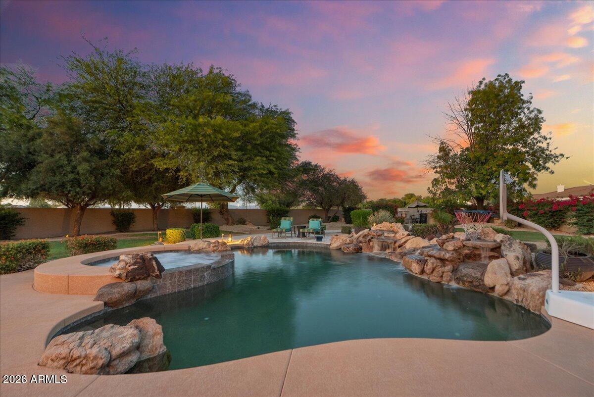 6427 S MAGIC Court