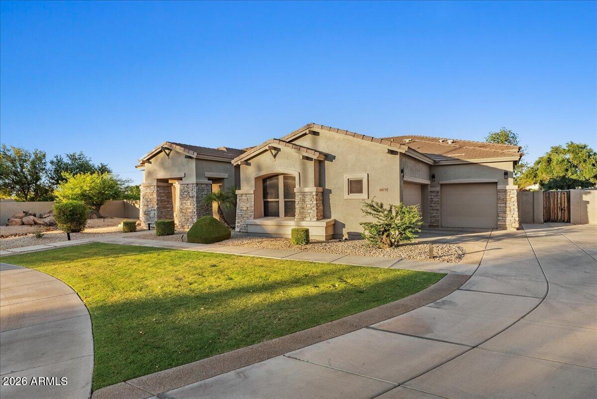 6427 S MAGIC Court