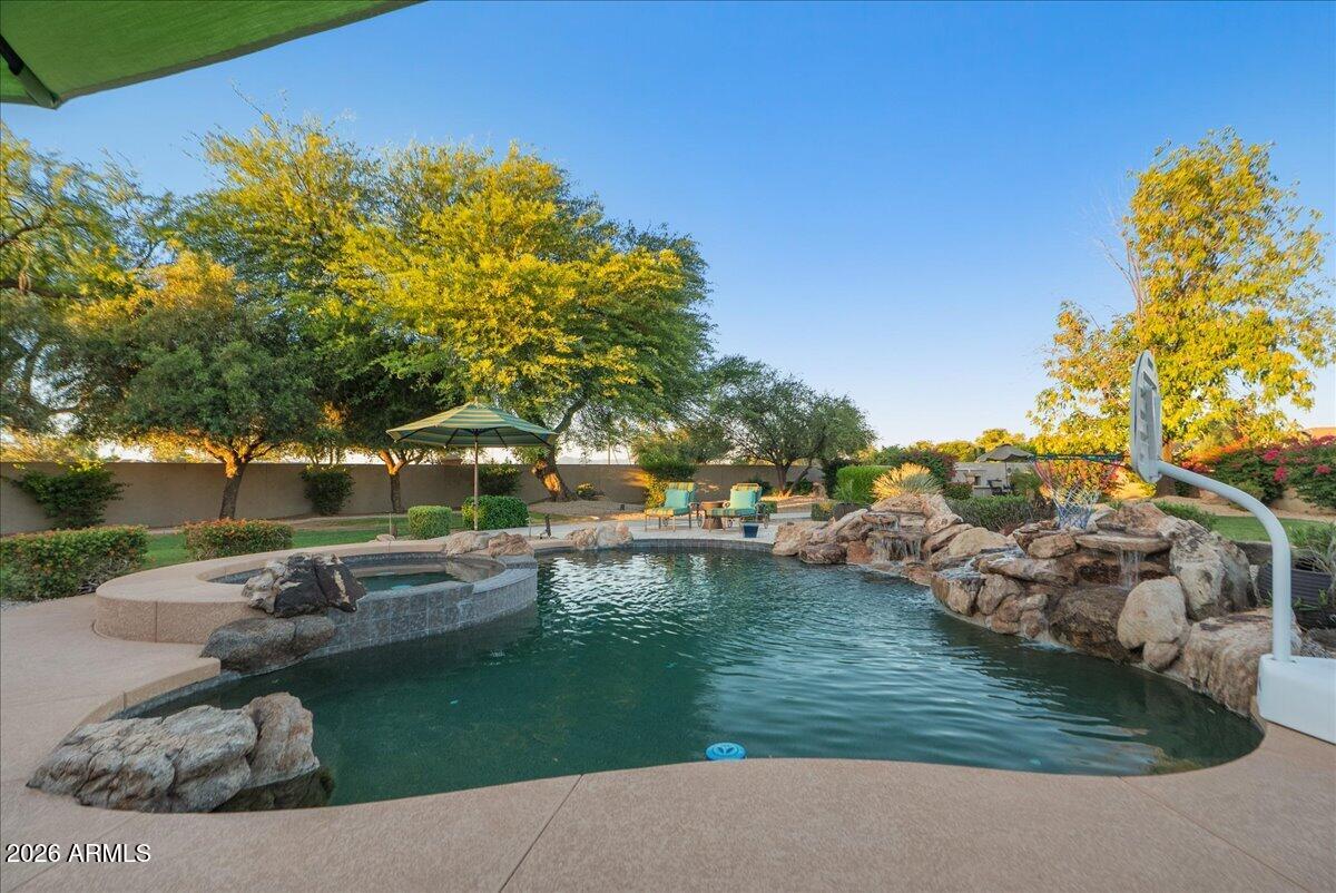 6427 S MAGIC Court
