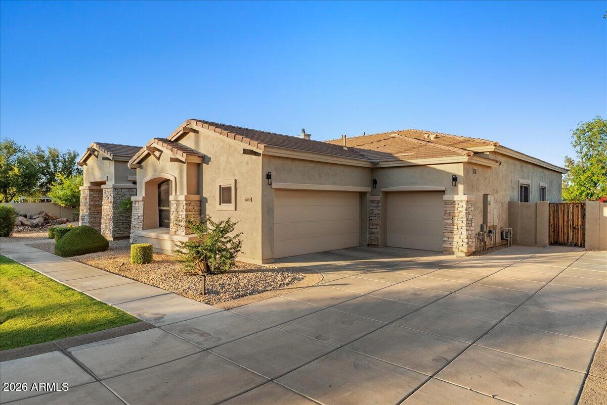 6427 S MAGIC Court