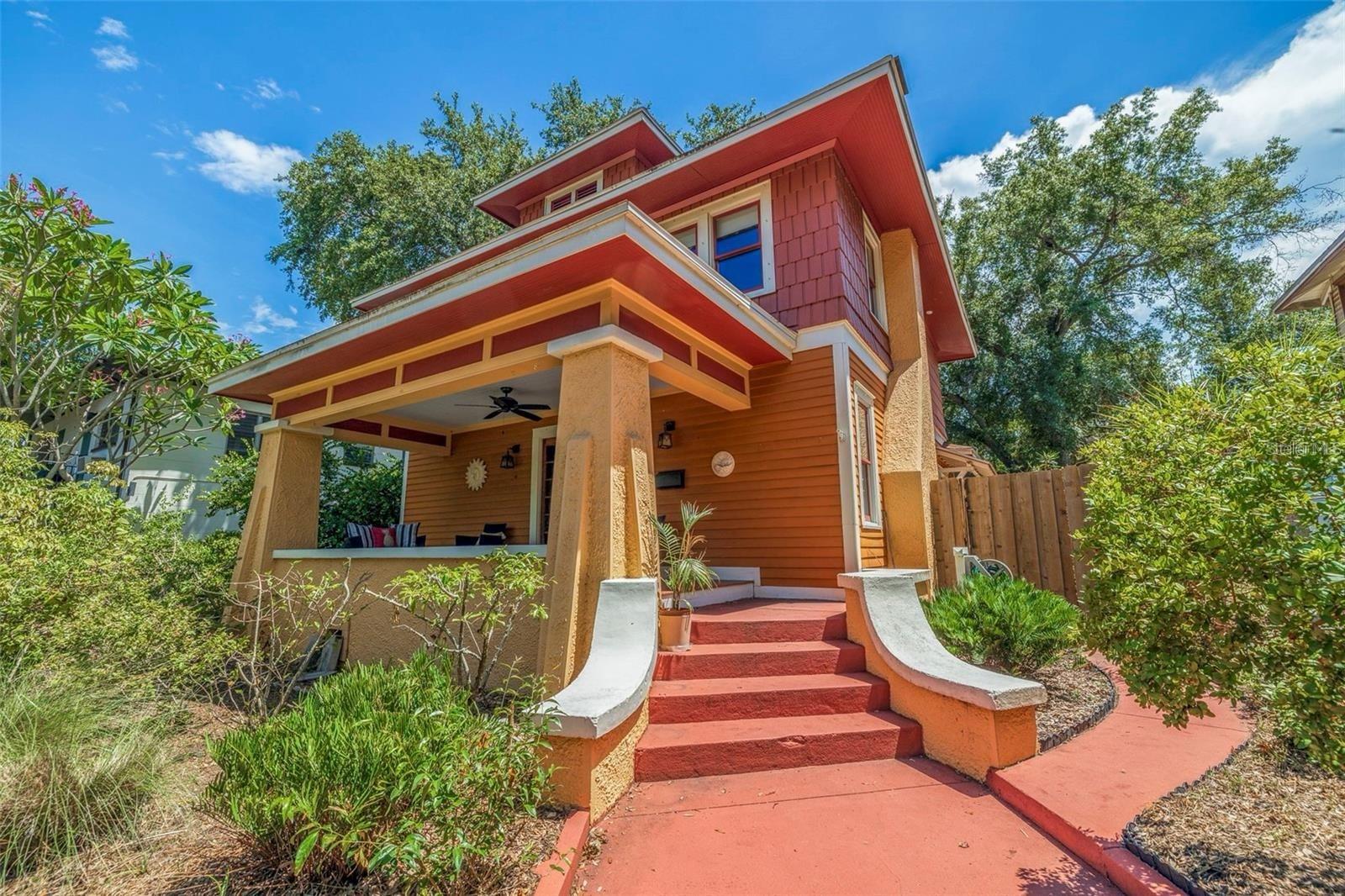 822 8TH AVE S