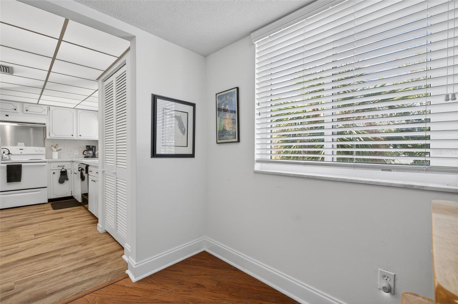 1200 N SHORE DR NE #201 furnished