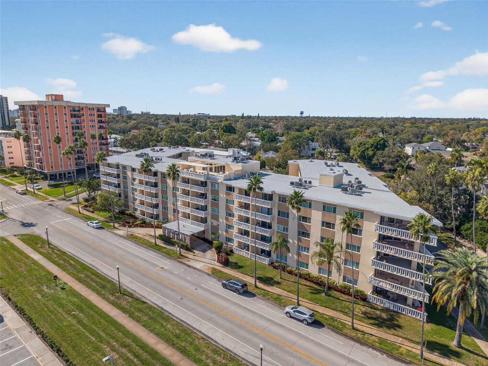 1200 N SHORE DR NE #201 furnished