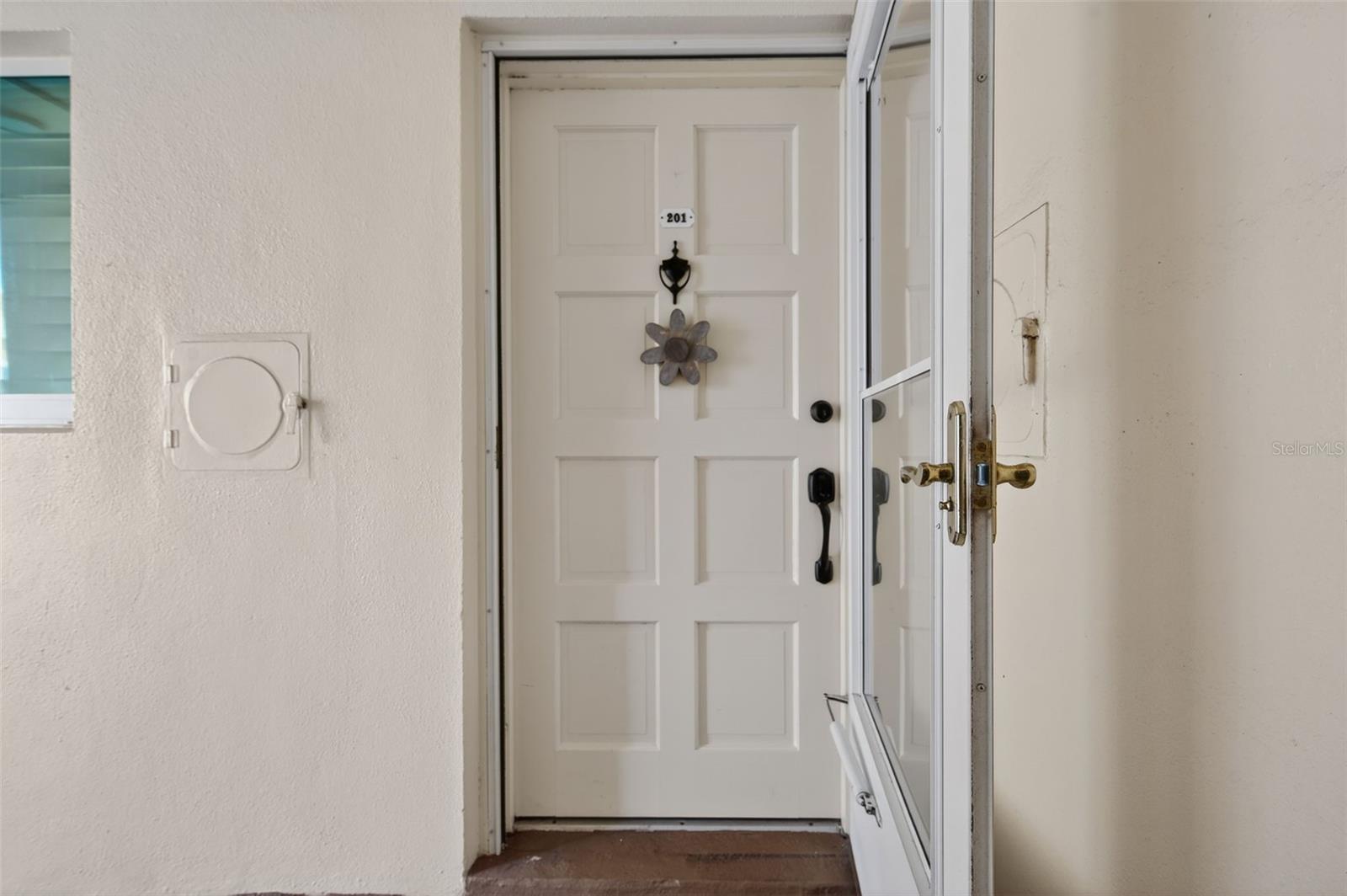 1200 N SHORE DR NE #201 furnished