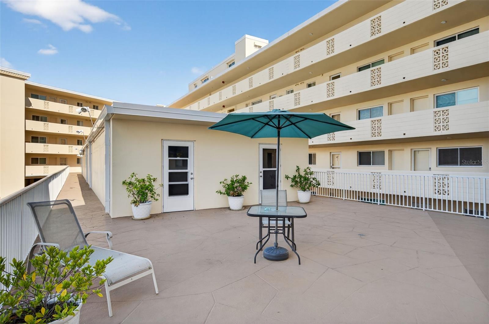 1200 N SHORE DR NE #201 furnished