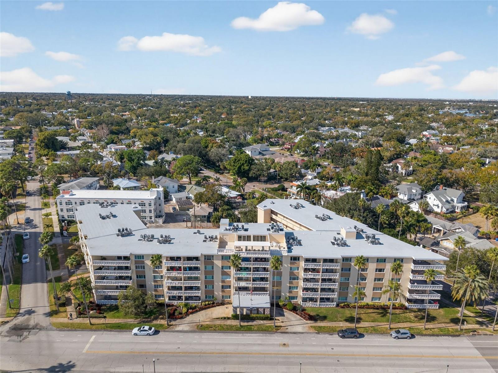 1200 N SHORE DR NE #201 furnished
