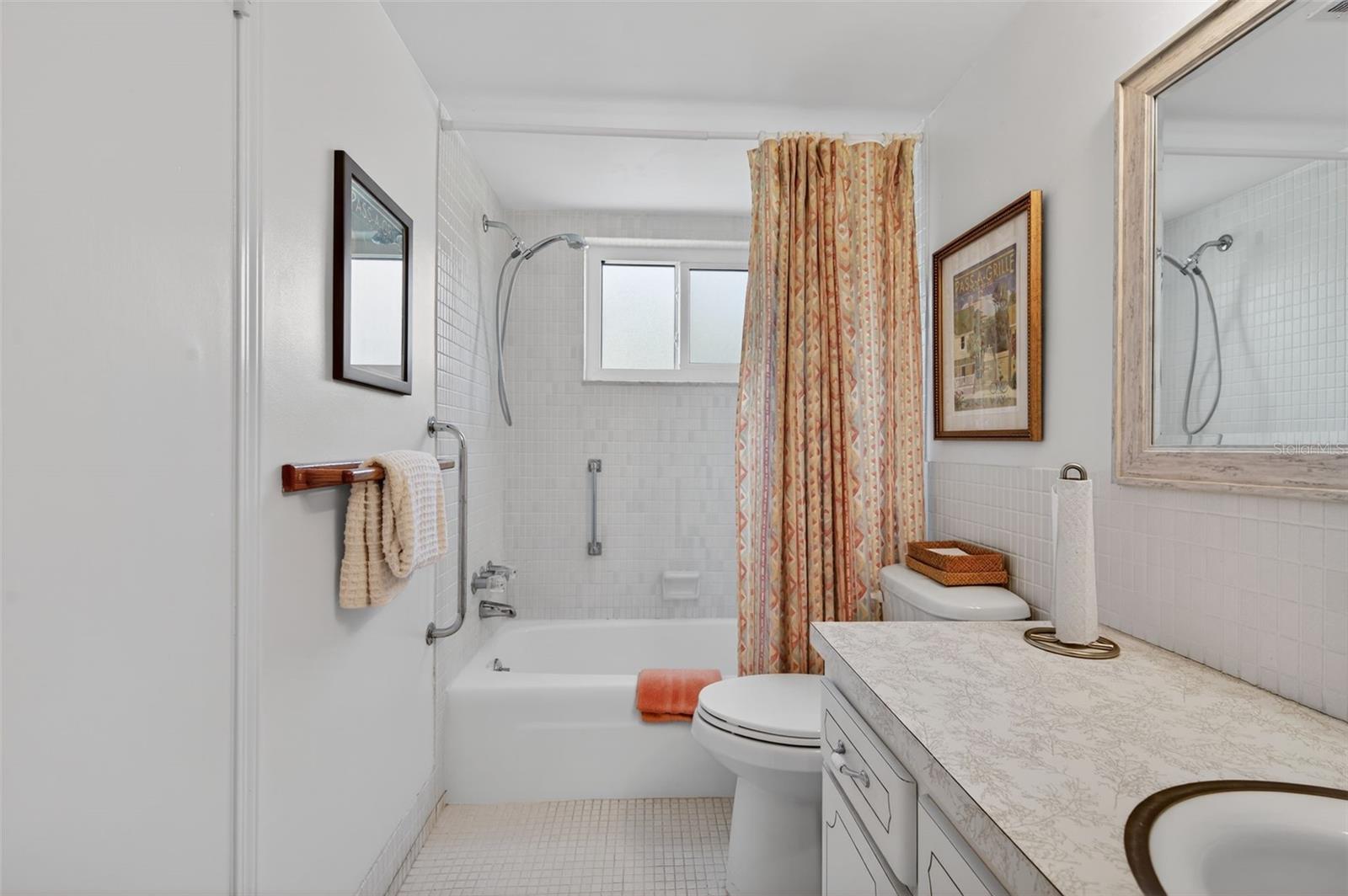 1200 N SHORE DR NE #201 furnished