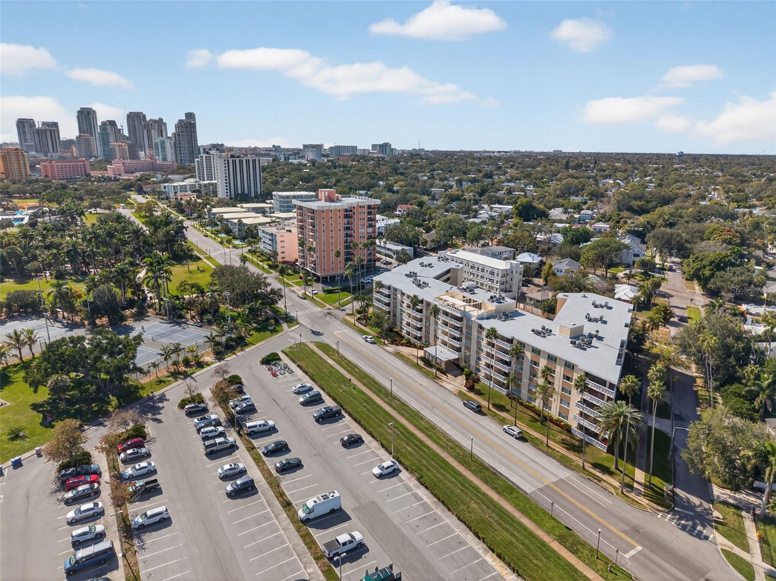 1200 N SHORE DR NE #201 furnished