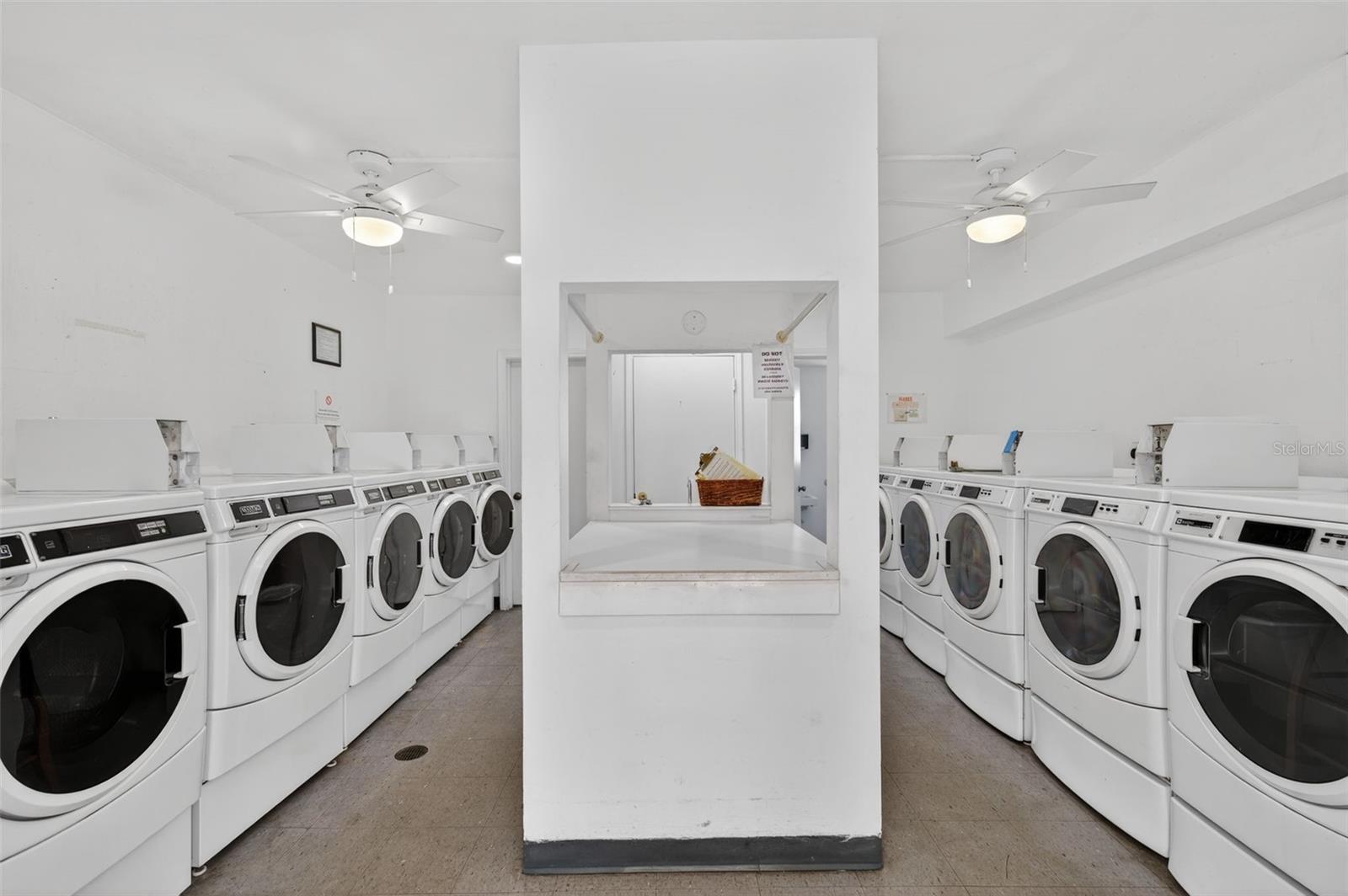 1200 N SHORE DR NE #201 furnished