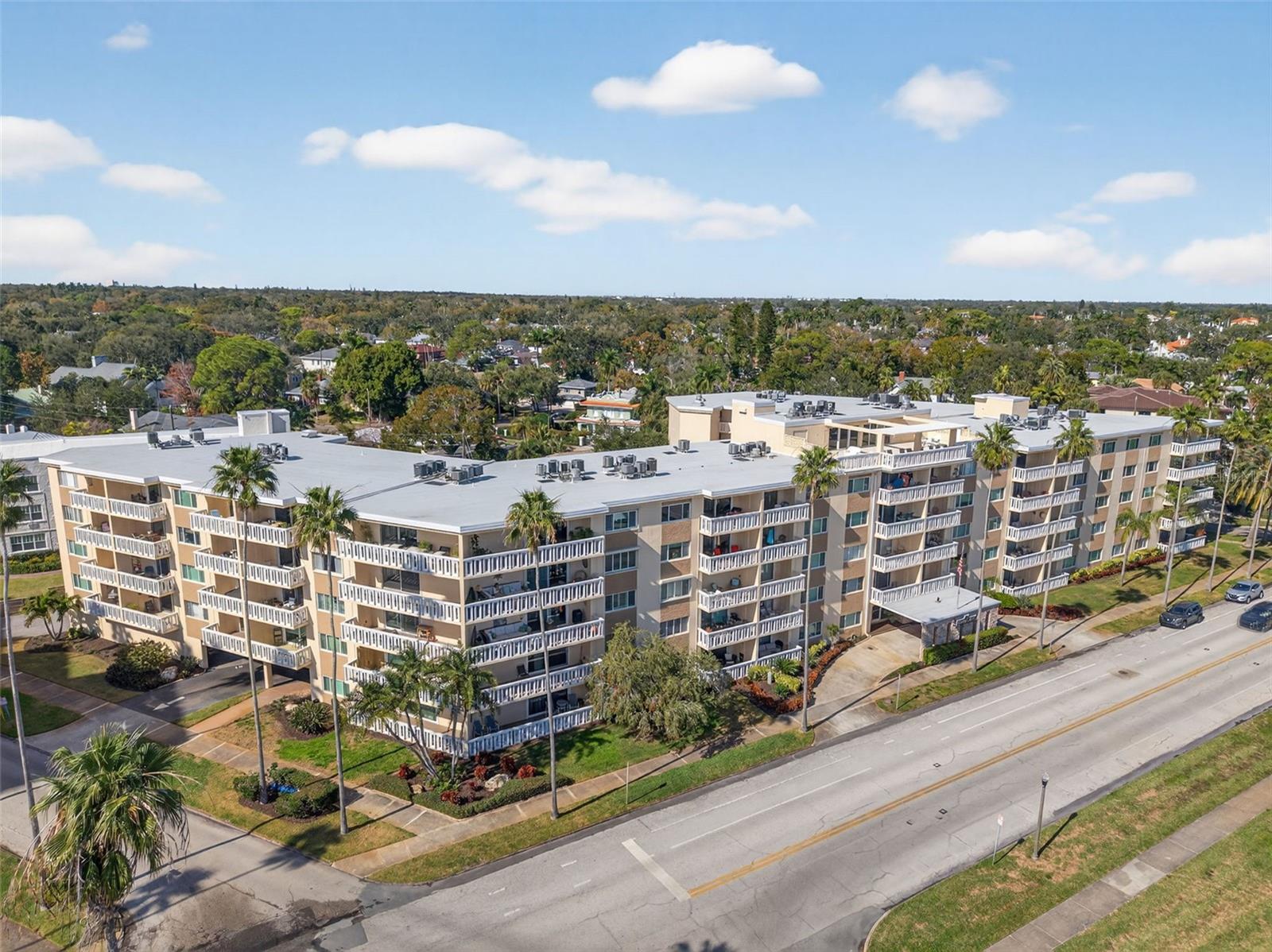 1200 N SHORE DR NE #201 furnished
