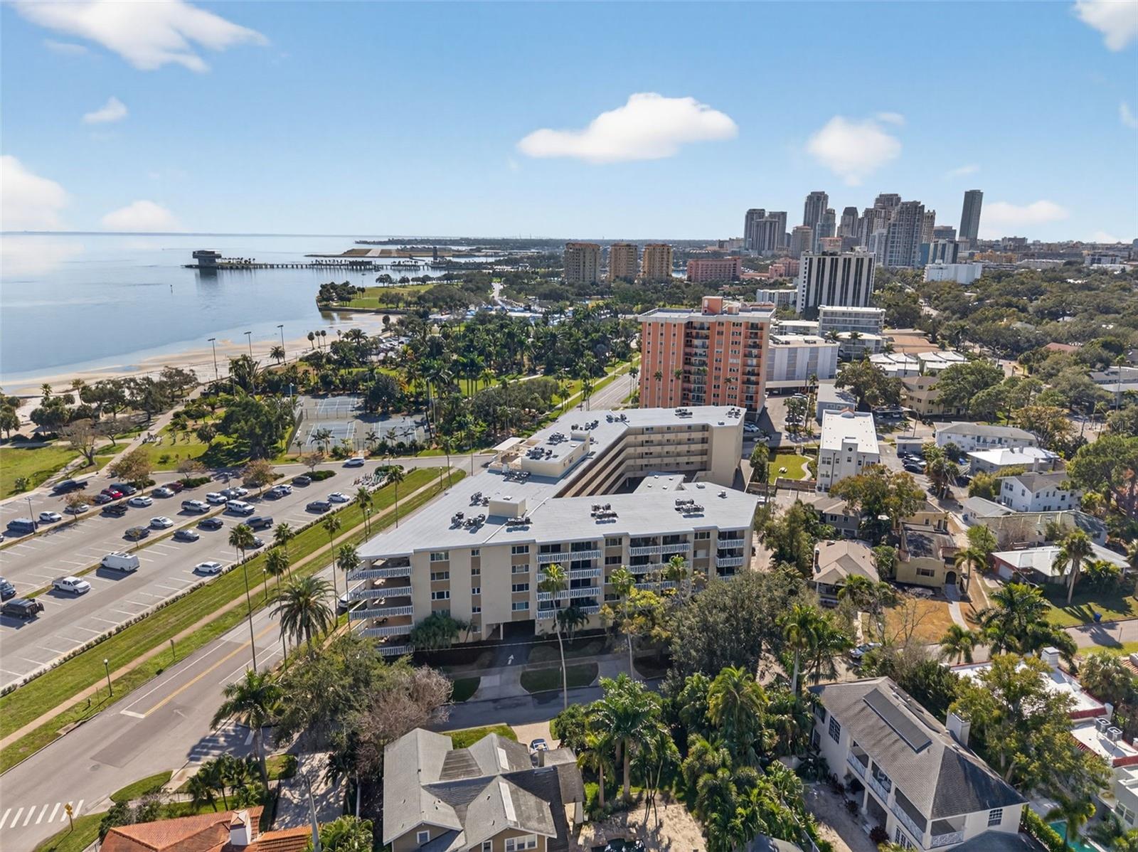 1200 N SHORE DR NE #201 furnished