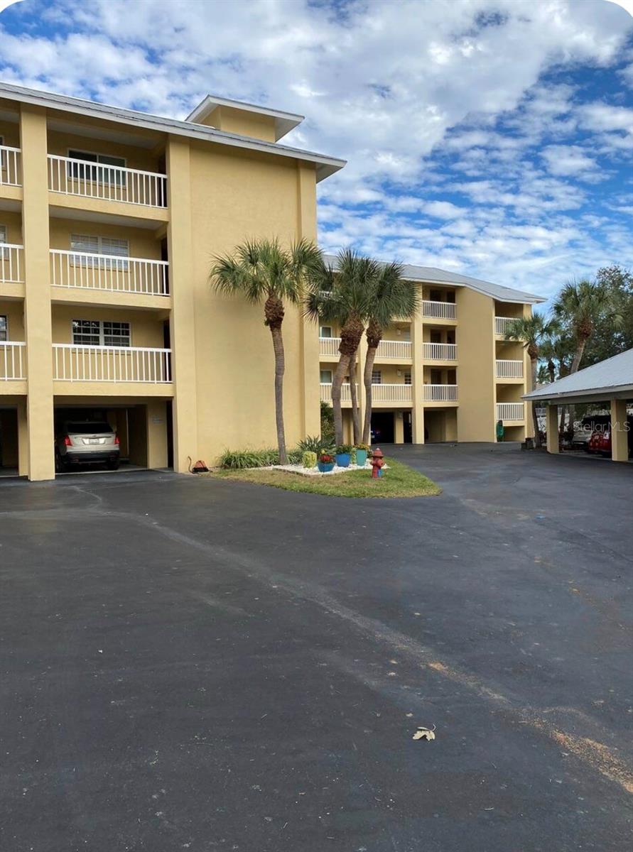 1125 PINELLAS BAYWAY S #201 furnished