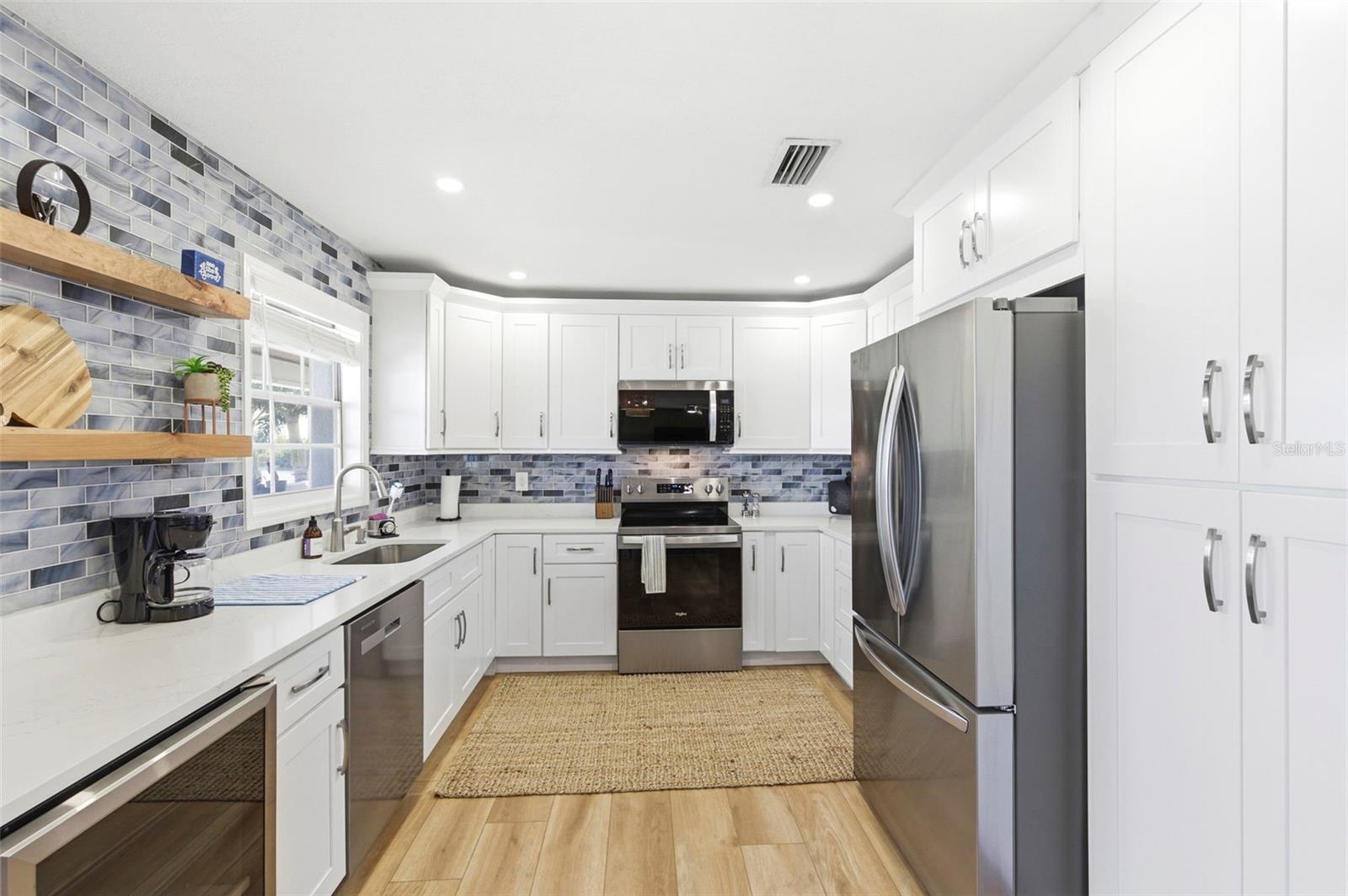201 POMPANO DR SE #C furnished