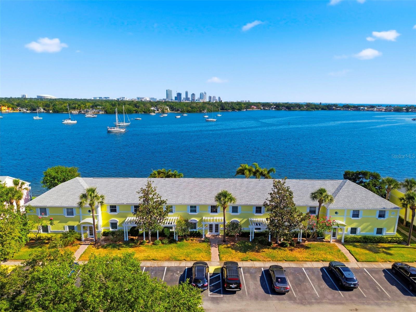 201 POMPANO DR SE #C furnished