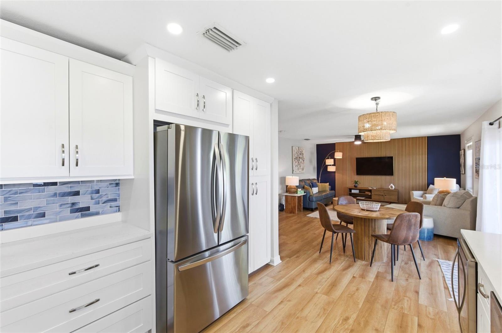 201 POMPANO DR SE #C furnished