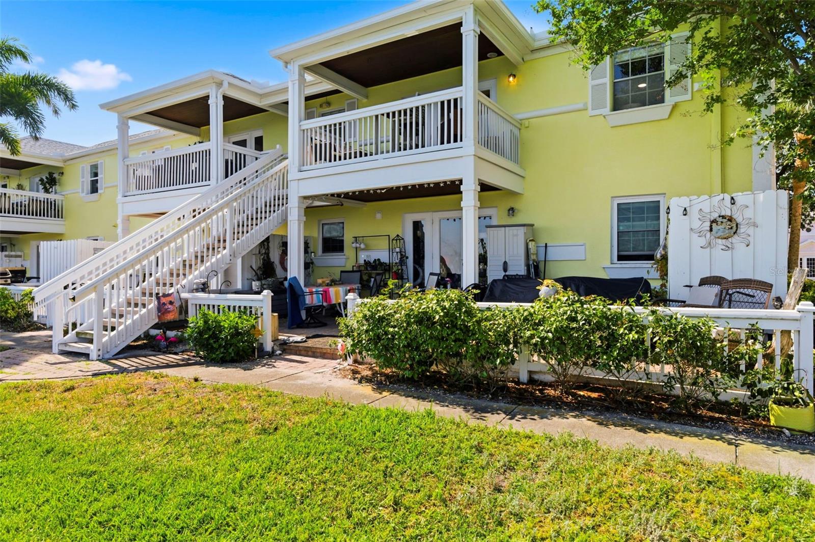 201 POMPANO DR SE #C furnished