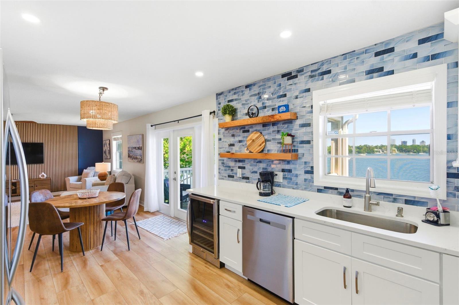 201 POMPANO DR SE #C furnished