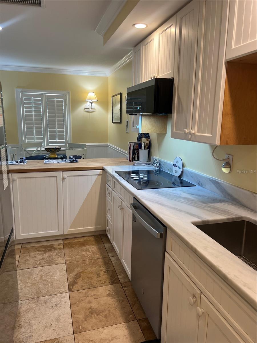 5164 BEACH DR SE #B furnished