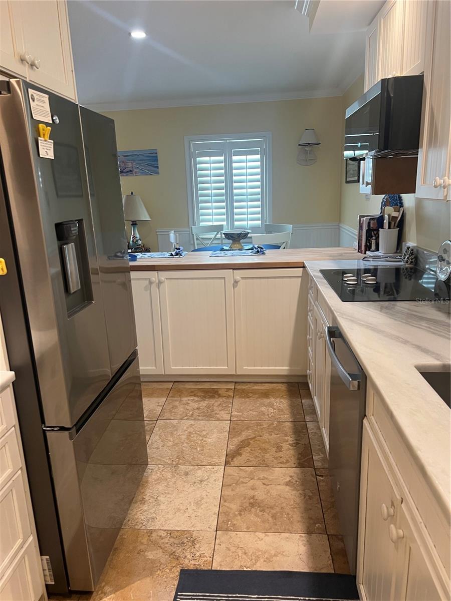 5164 BEACH DR SE #B furnished
