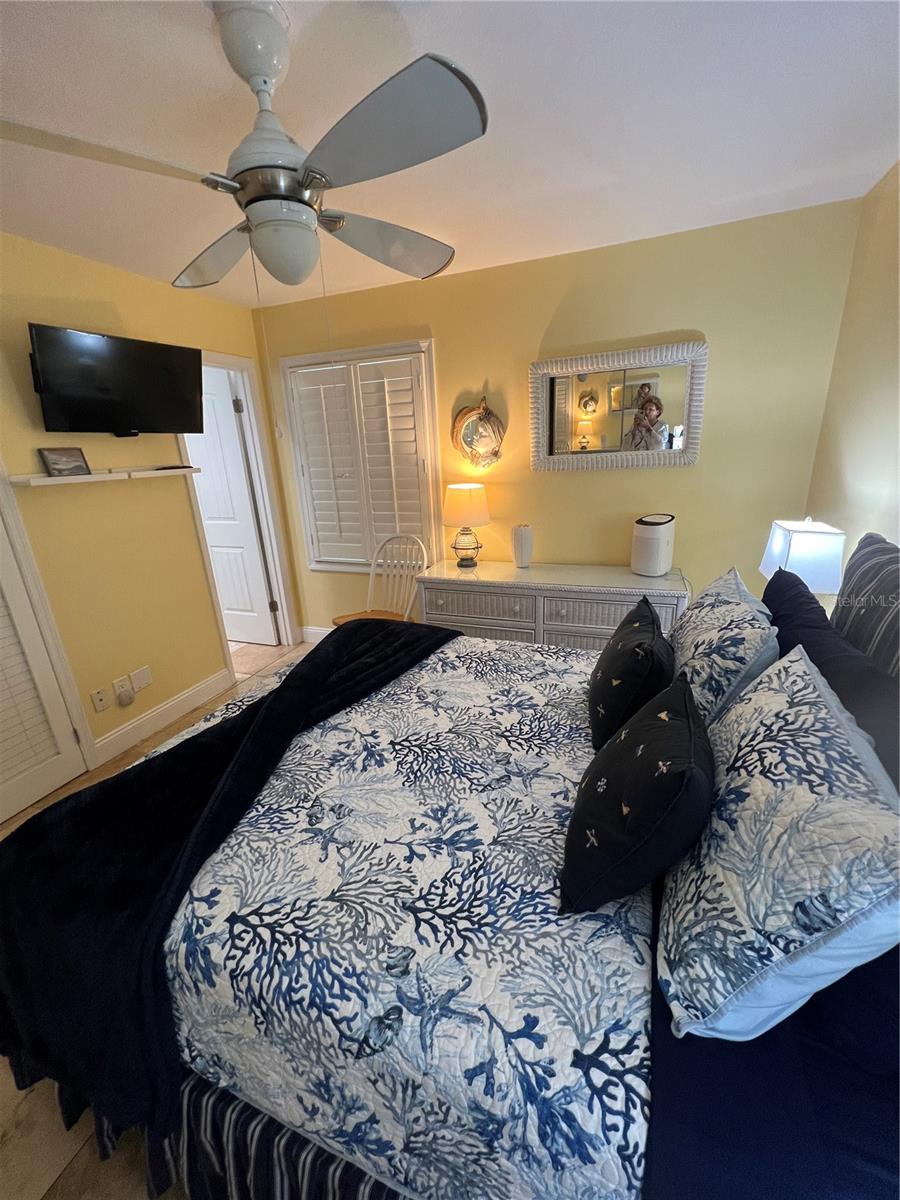 5164 BEACH DR SE #B furnished