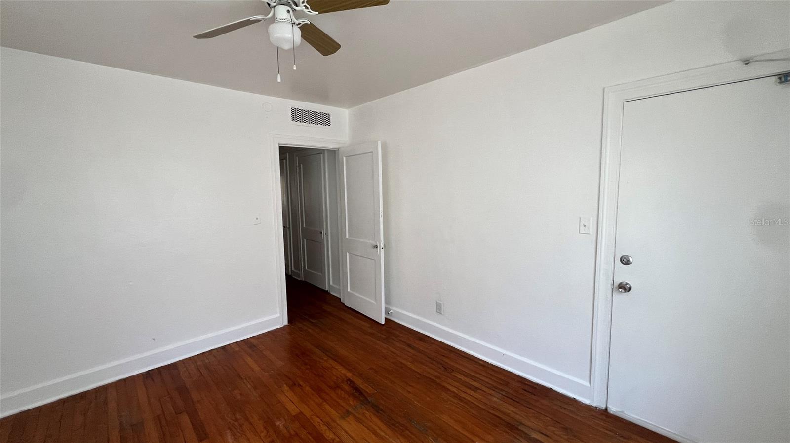 735 GROVE ST N #2