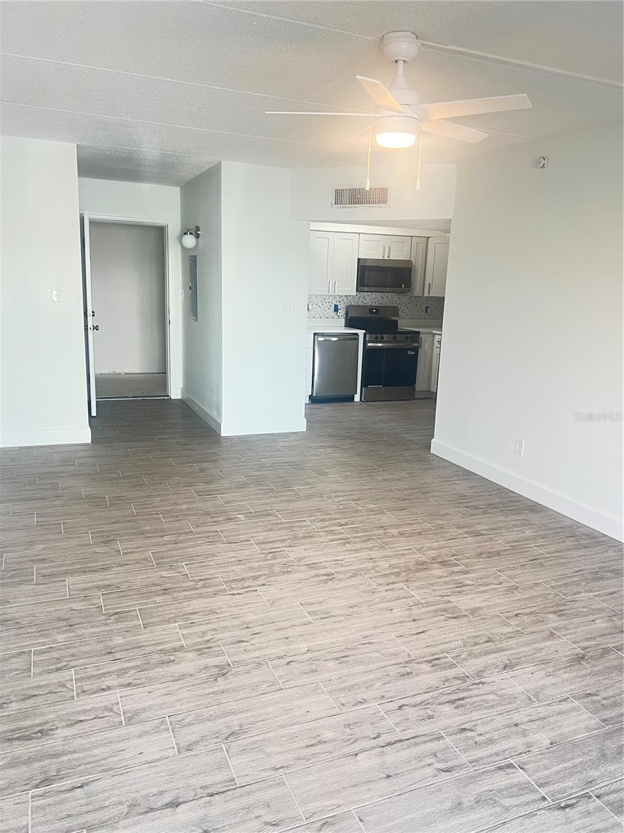 10365 PARADISE BLVD #27