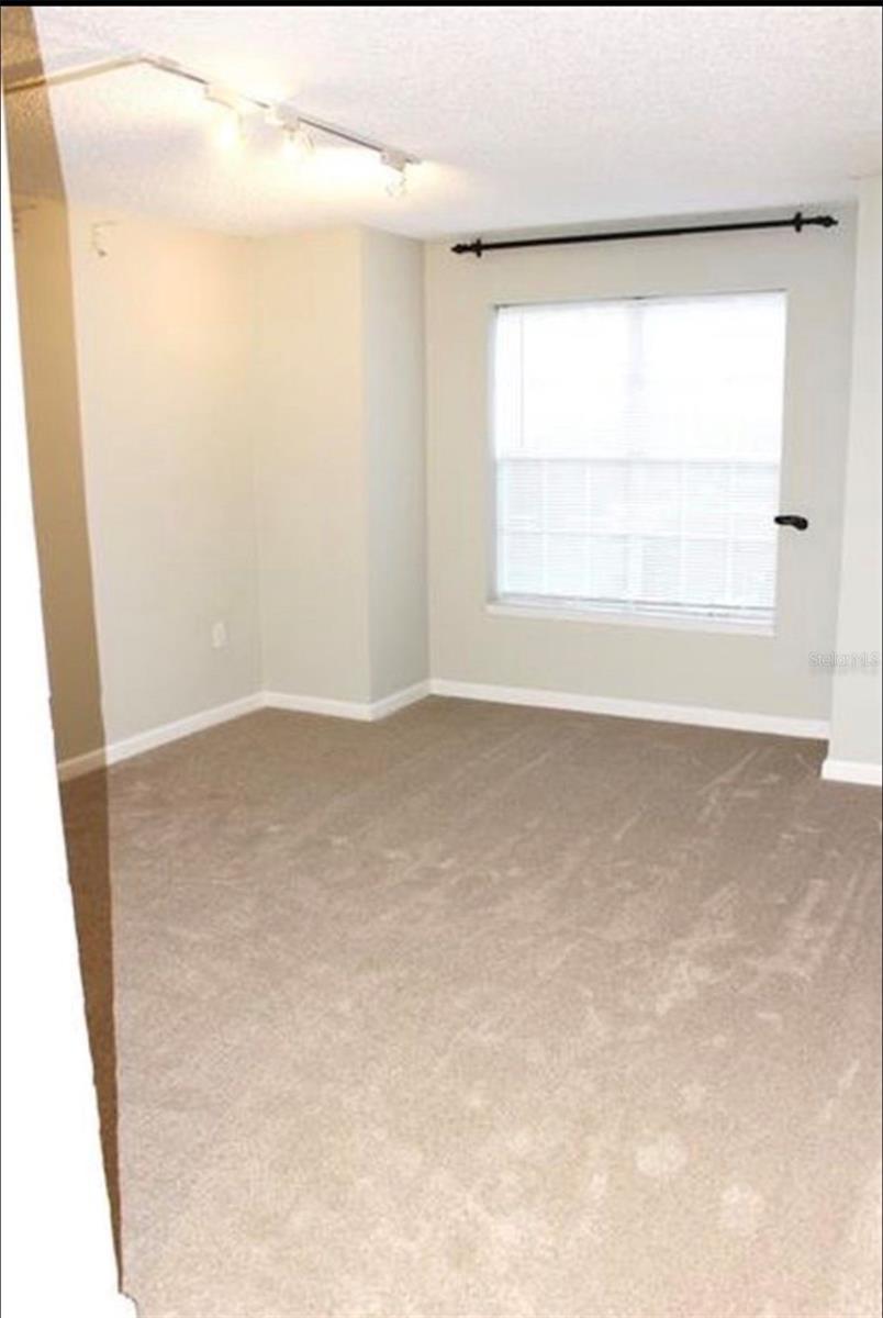 2500 WINDING CREEK BLVD #E103
