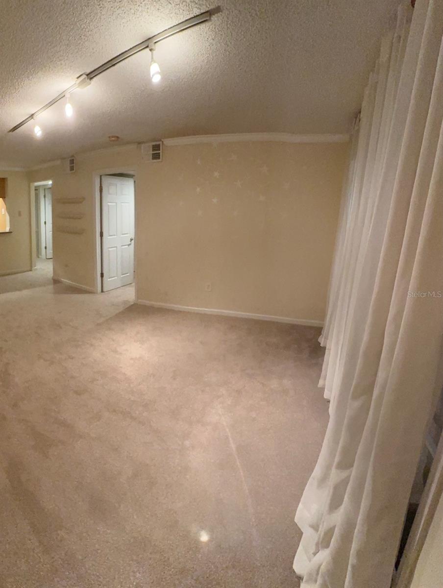 2500 WINDING CREEK BLVD #E103