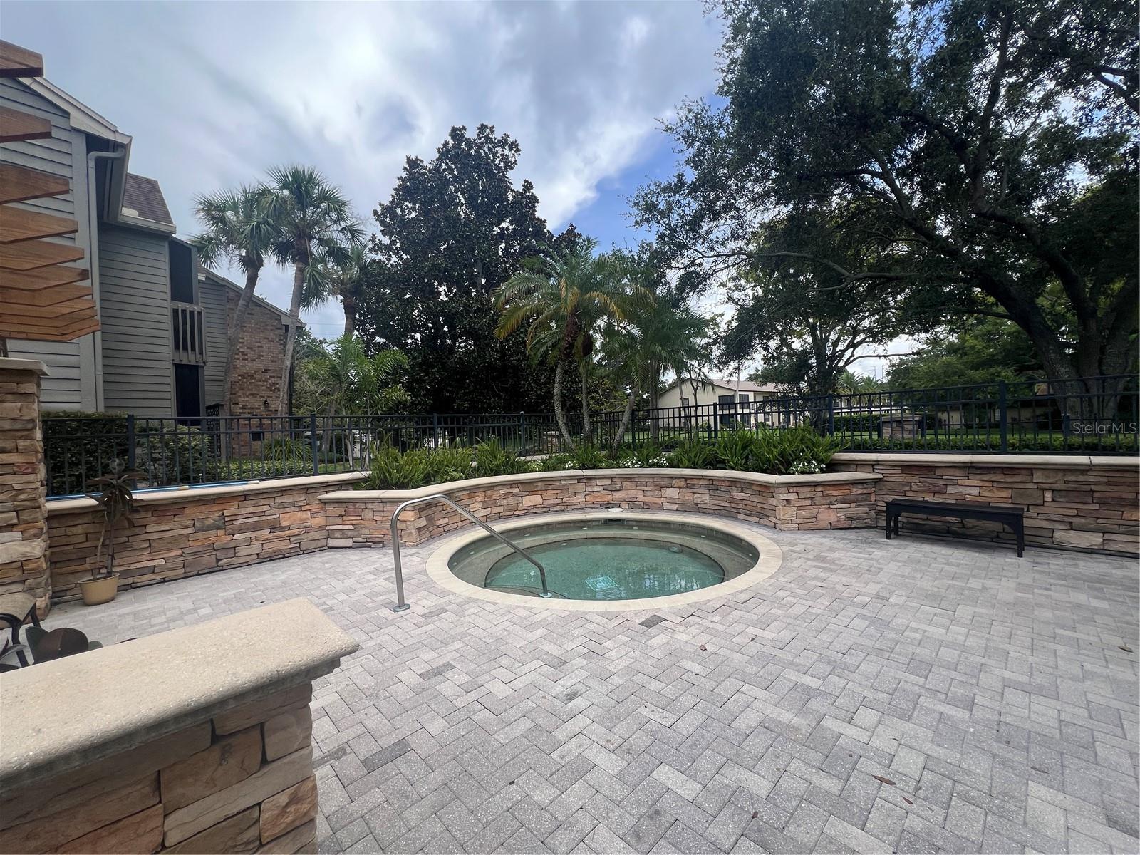 2500 WINDING CREEK BLVD #E103