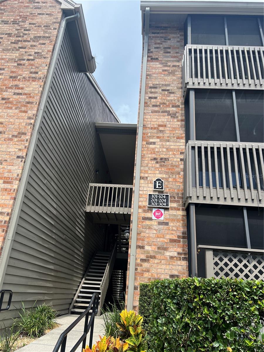 2500 WINDING CREEK BLVD #E103