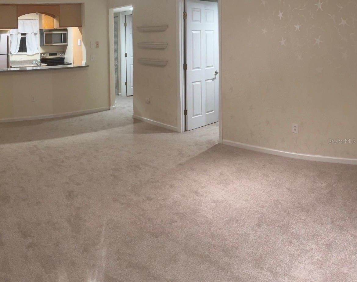 2500 WINDING CREEK BLVD #E103